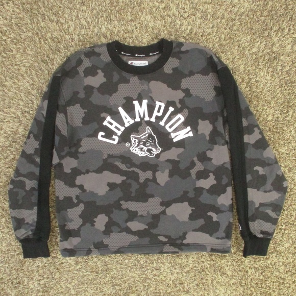 Champion Sweater Men's Medium Camo Black Gray‎ Wolf Crewneck Pullover Sweatshirt - Picture 1 of 7
